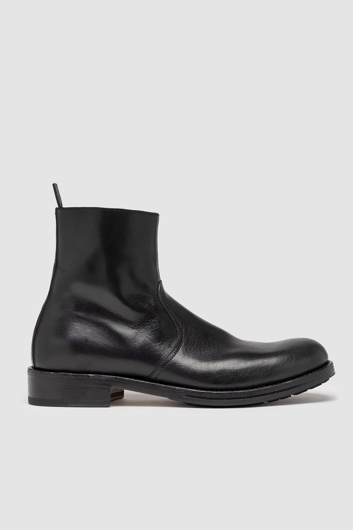 ADAMO BLACK