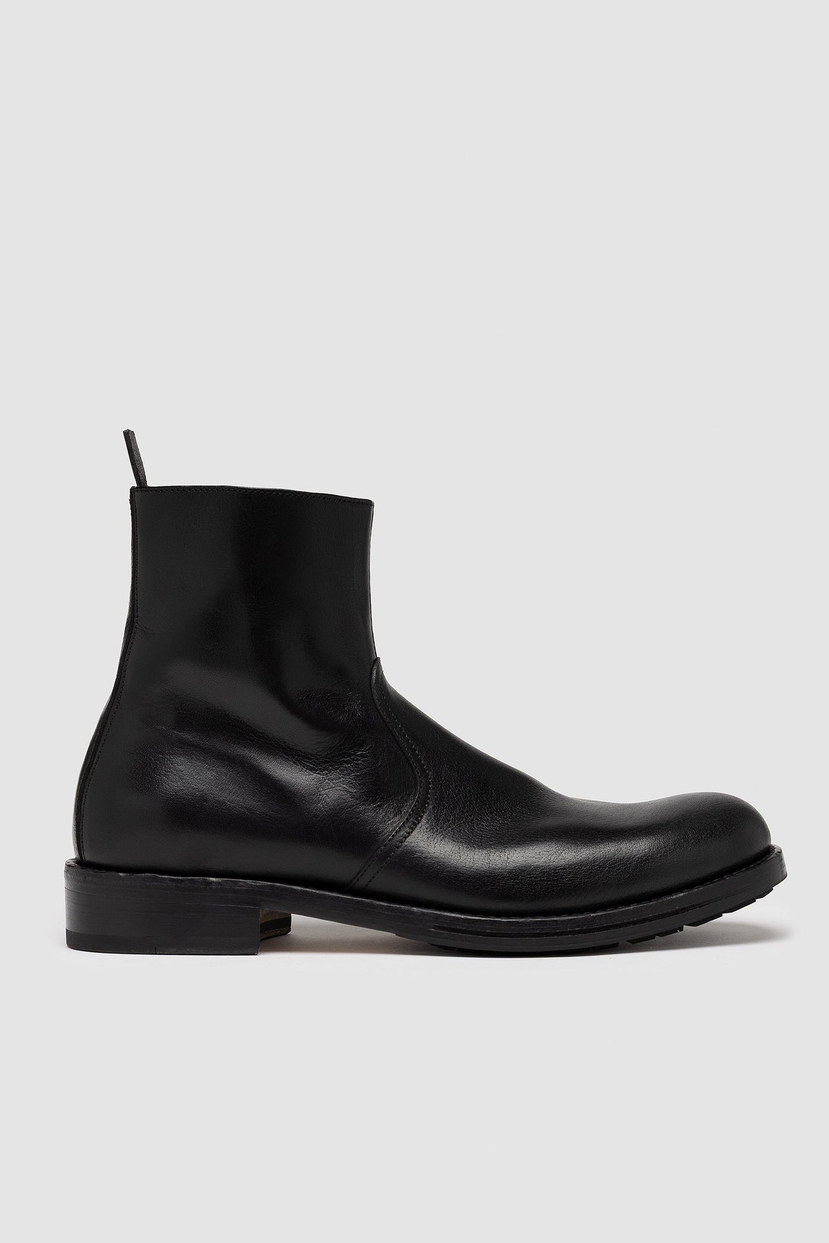ADAMO BLACK
